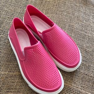 Pink crock slip on loafer water shoes